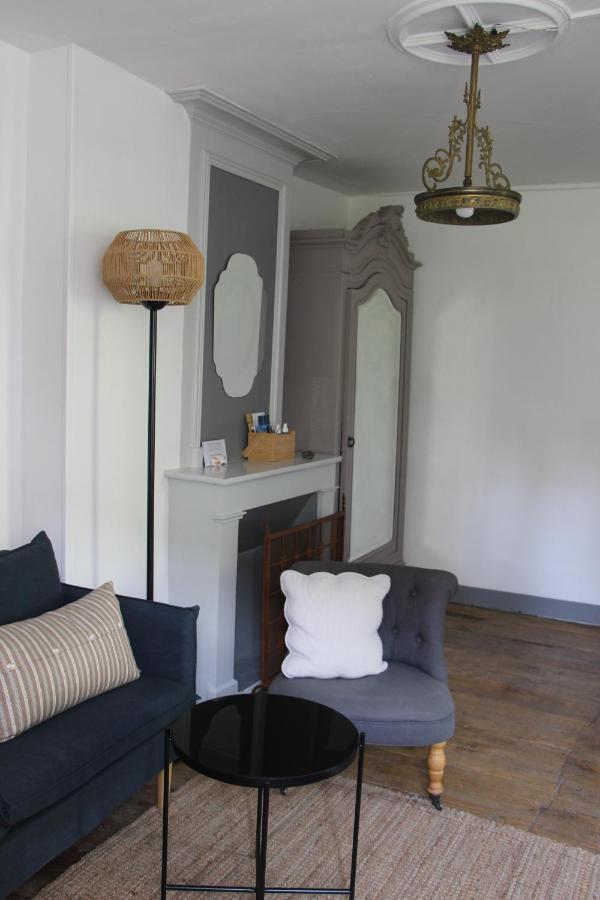 Grange Bleuet Bed and Breakfast Aubeterre-sur-Dronne Eksteriør billede