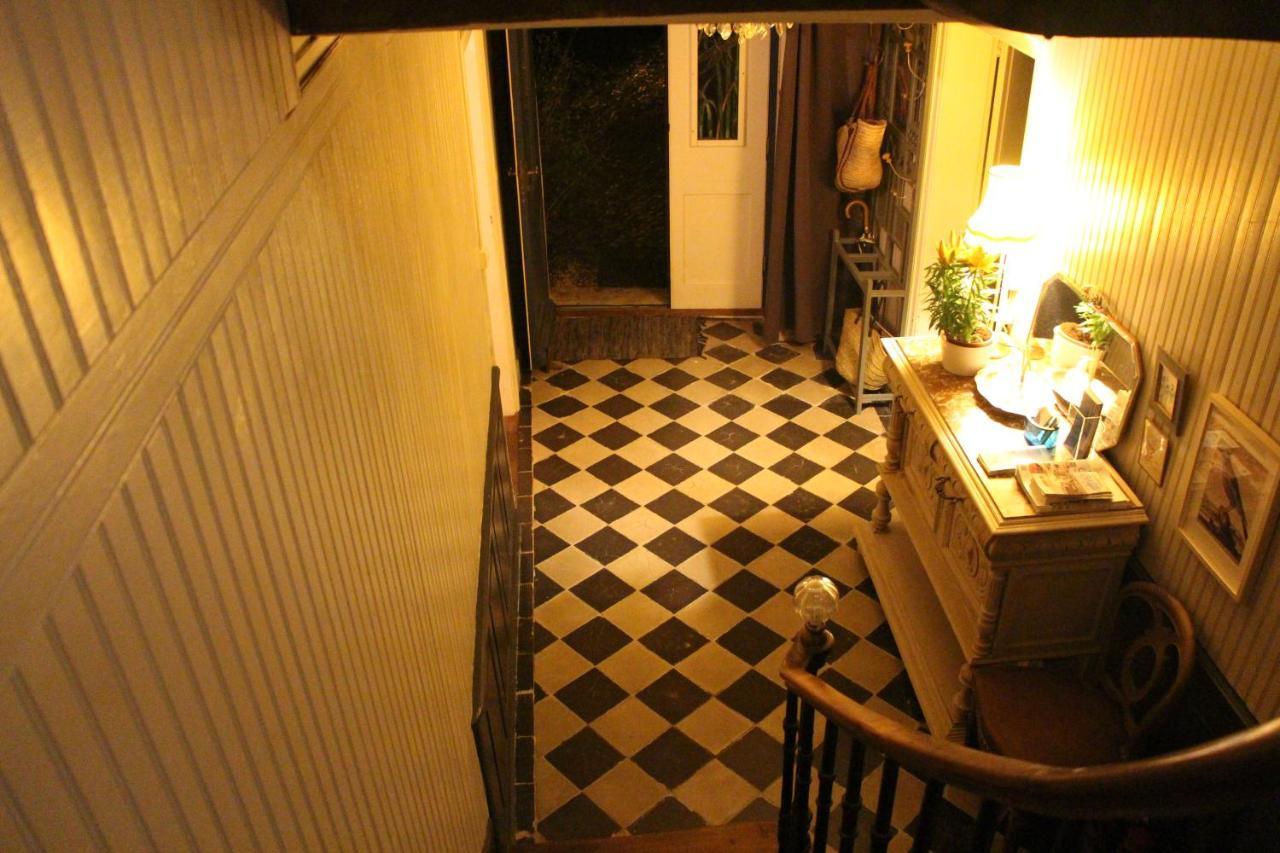 Grange Bleuet Bed and Breakfast Aubeterre-sur-Dronne Eksteriør billede