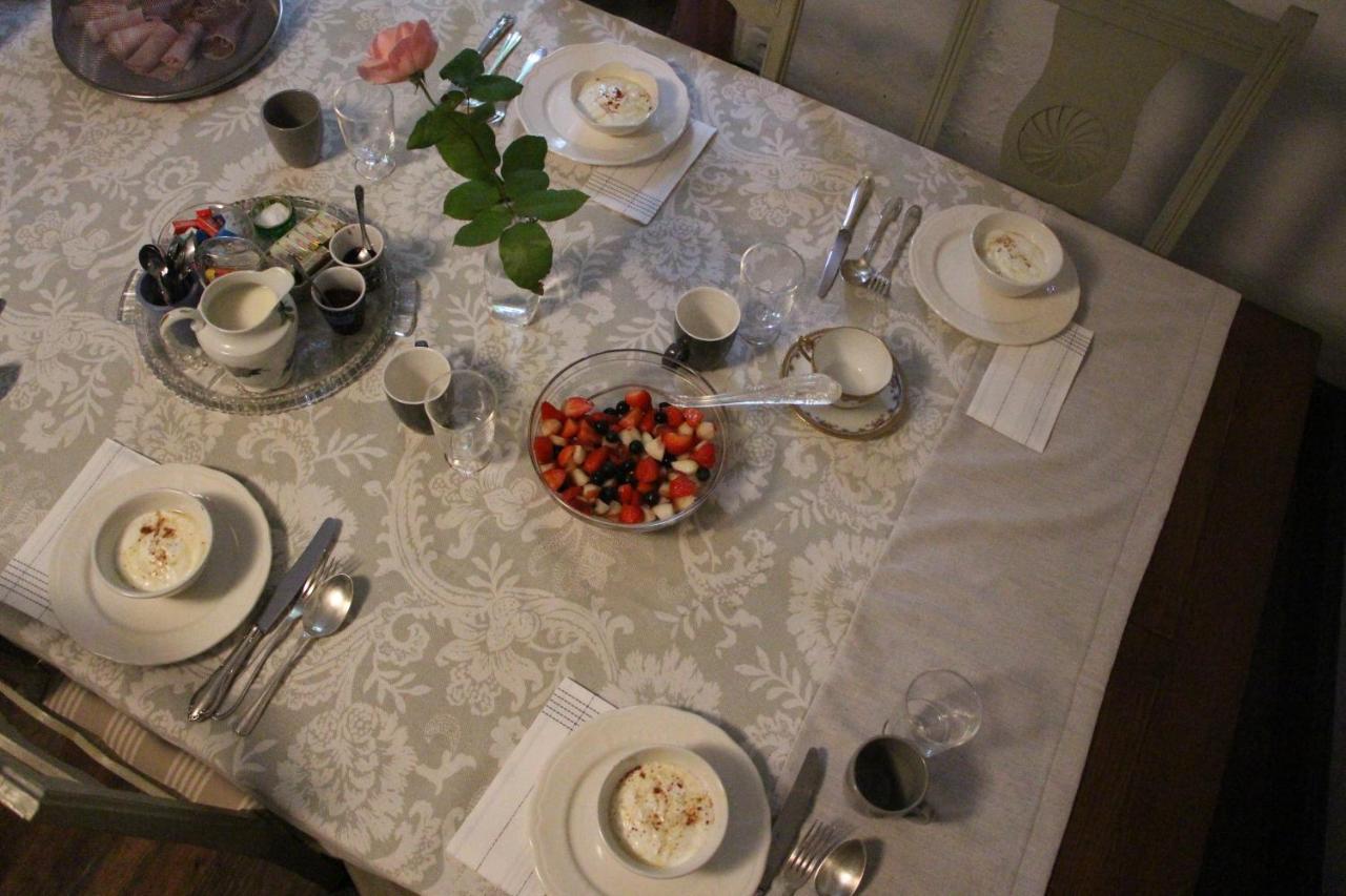 Grange Bleuet Bed and Breakfast Aubeterre-sur-Dronne Eksteriør billede
